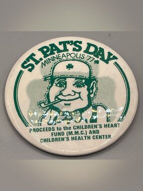 Vintage 1977 Minneapolis St. Patrick's Day Pinback